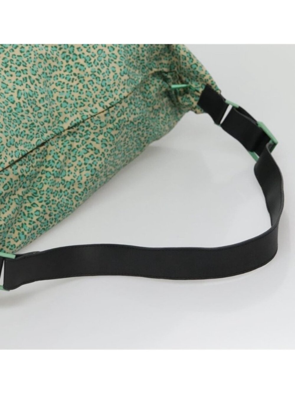 Authentic BOTTEGA VENETA Shoulder Bag Nylon Green - Picture 13 of 16